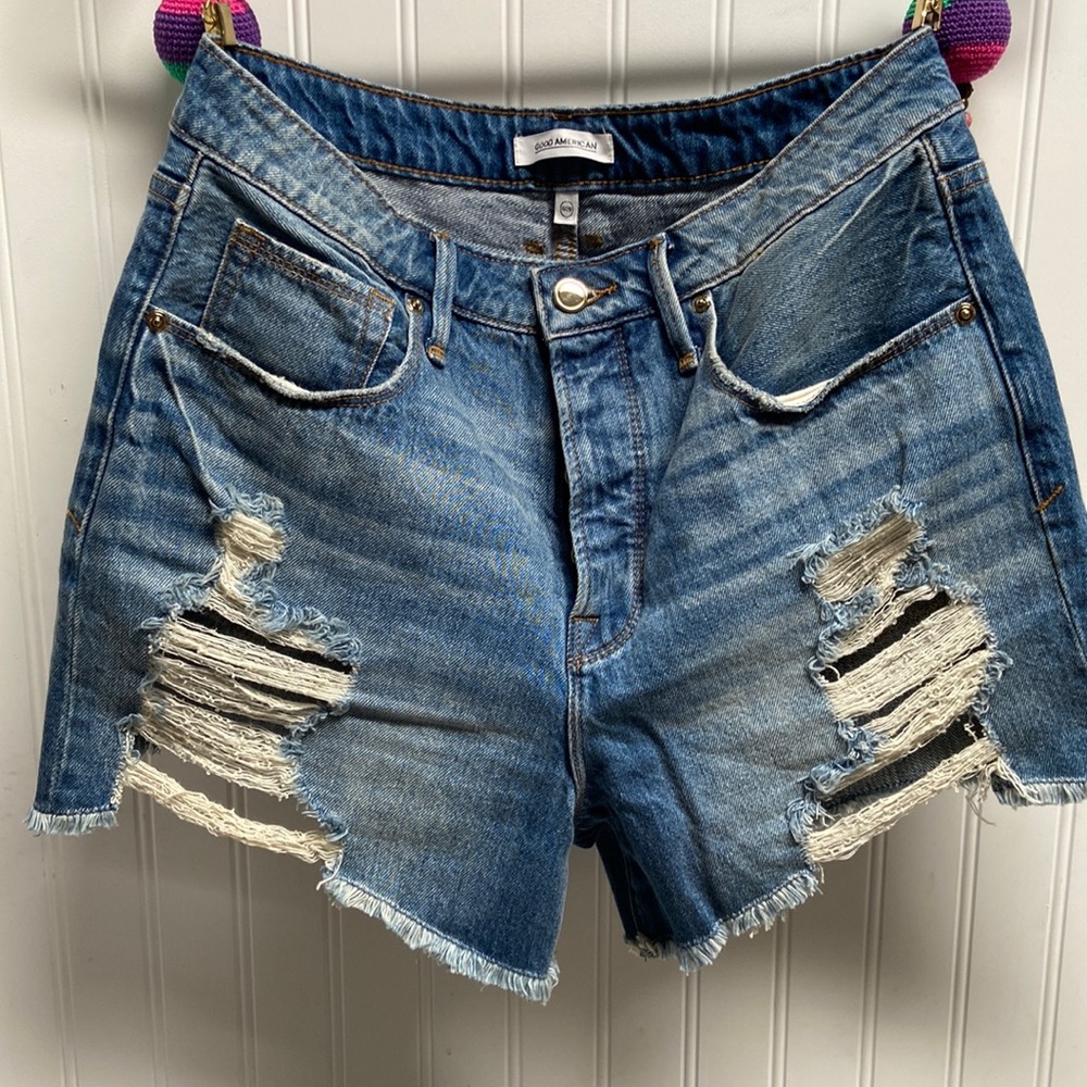 Good American cute jean shorts
